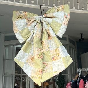Vintage feel green Winnie the Pooh Door bow